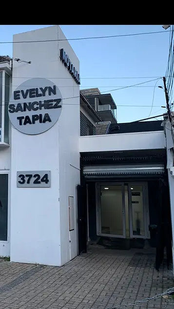 44° Notaría de Santiago, Notario Titular Evelyn Sanchez Tapia. — foto 3 de 3